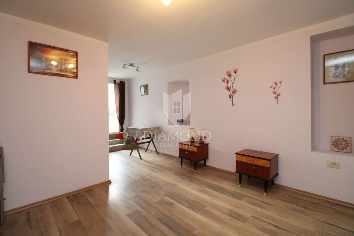 Hiša Permani, Matulji, 242m2