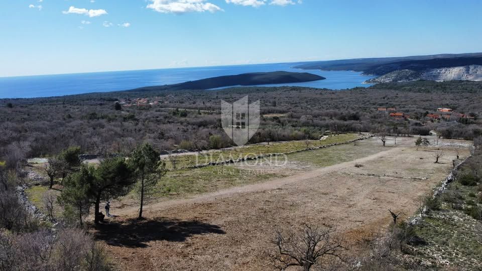 Zemljišče Labin, 9.899m2
