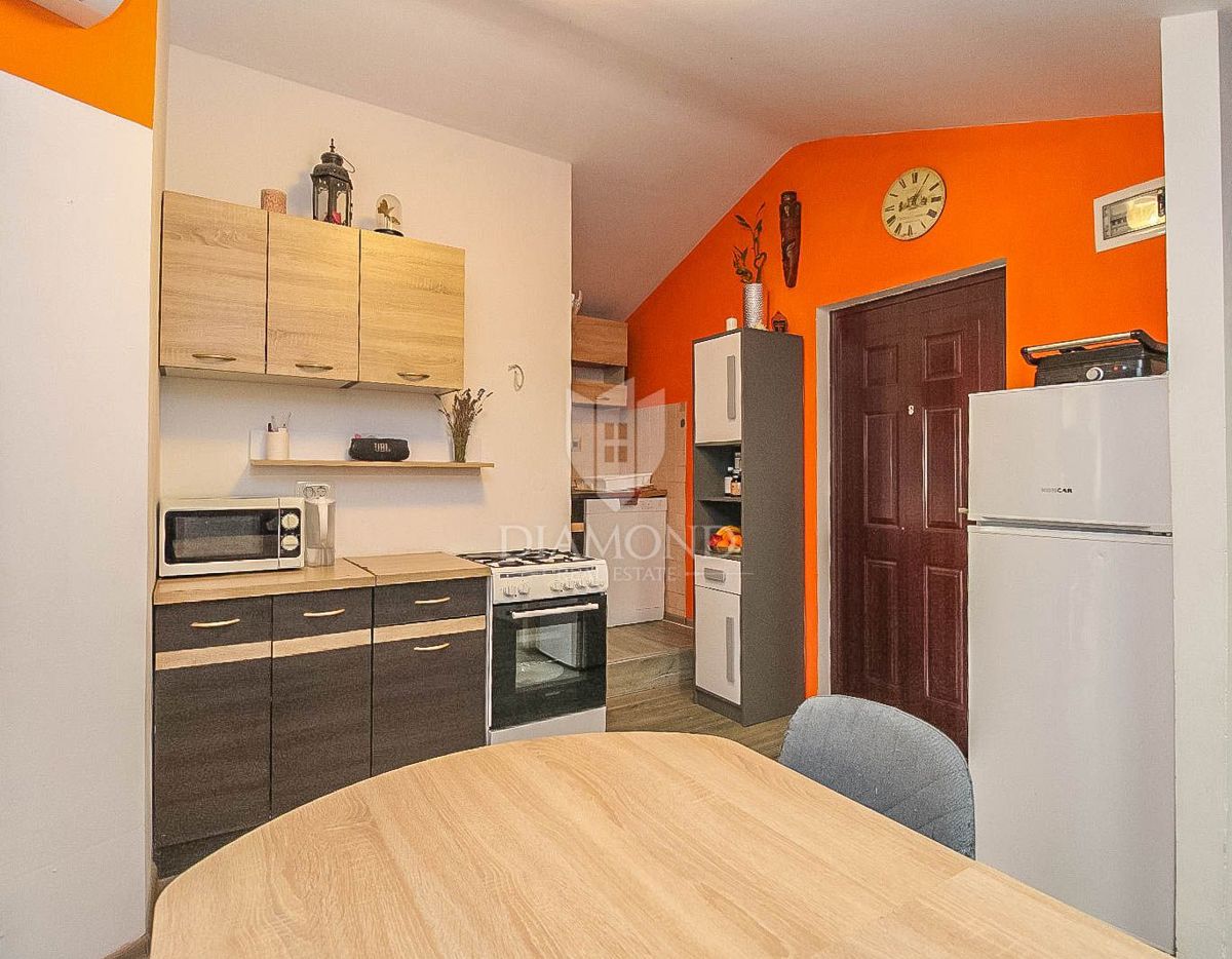 Rovinj, dva apartmaja na odlični lokaciji
