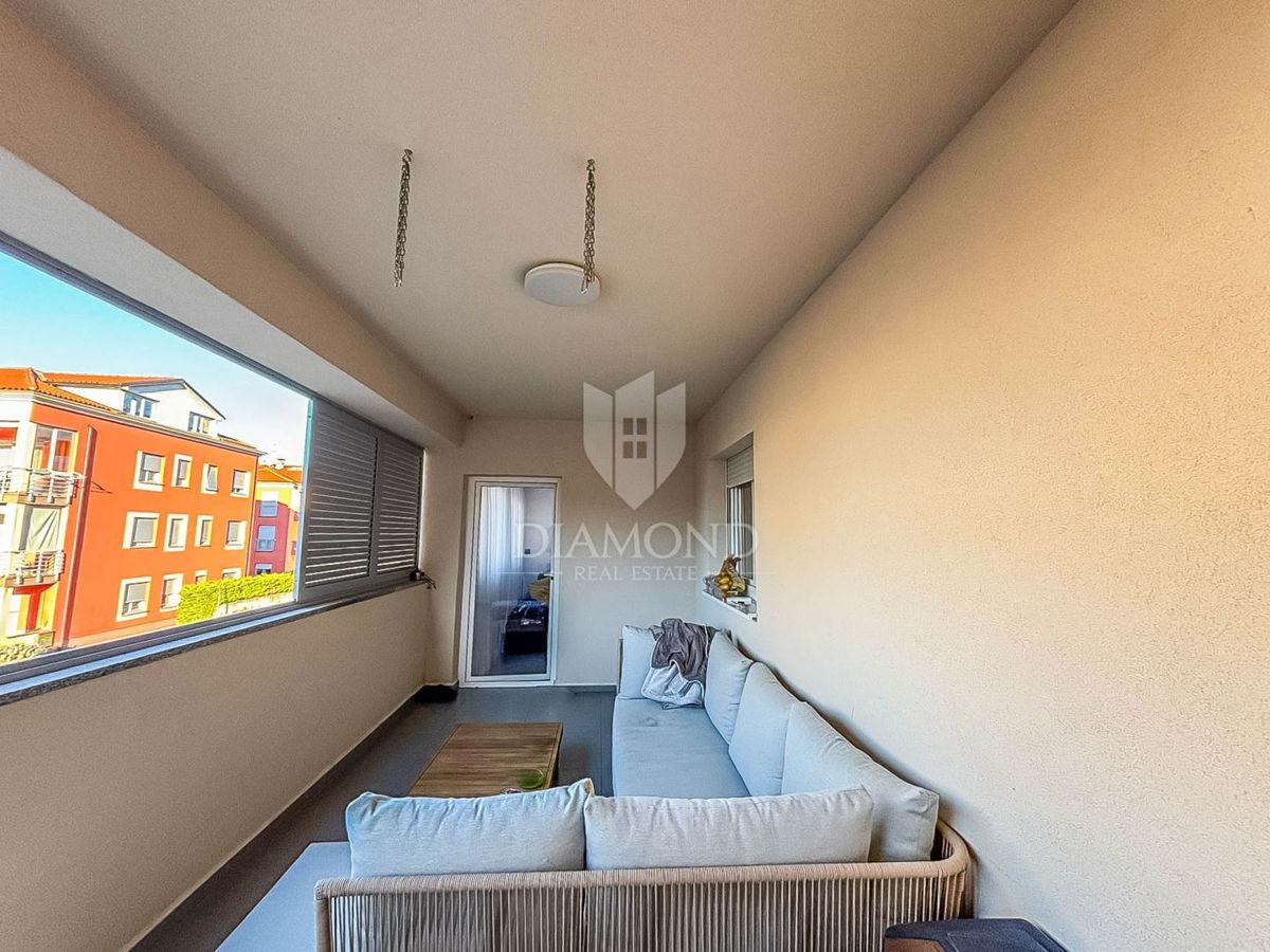 Istra, Umag, moderno opremljeno stanovanje s 3 spalnicami!