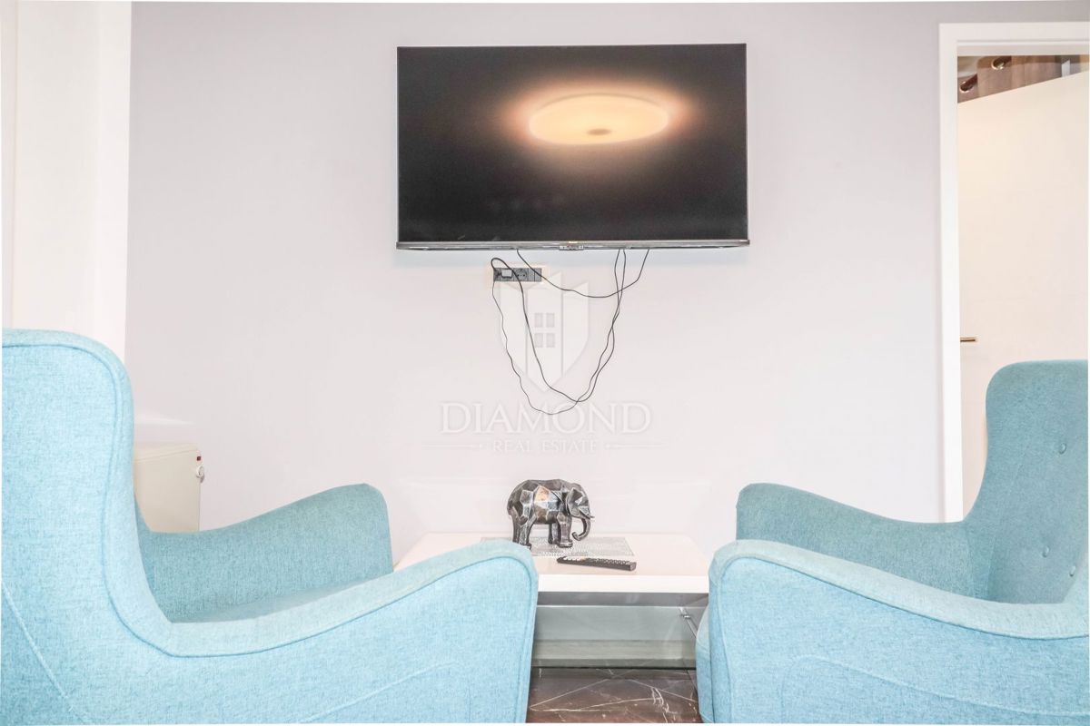 Rovinj, lep apartma z balkonom