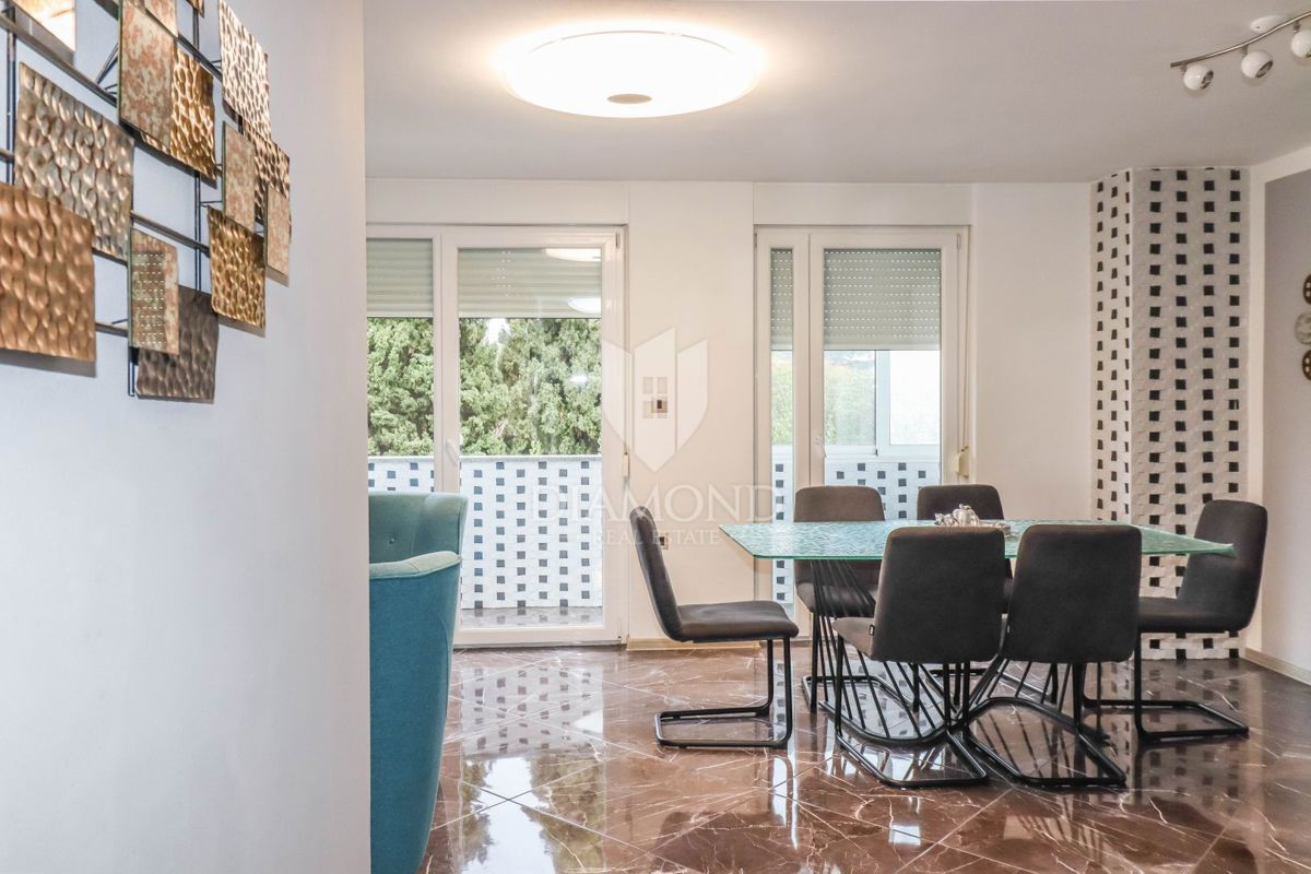 Rovinj, lep apartma z balkonom