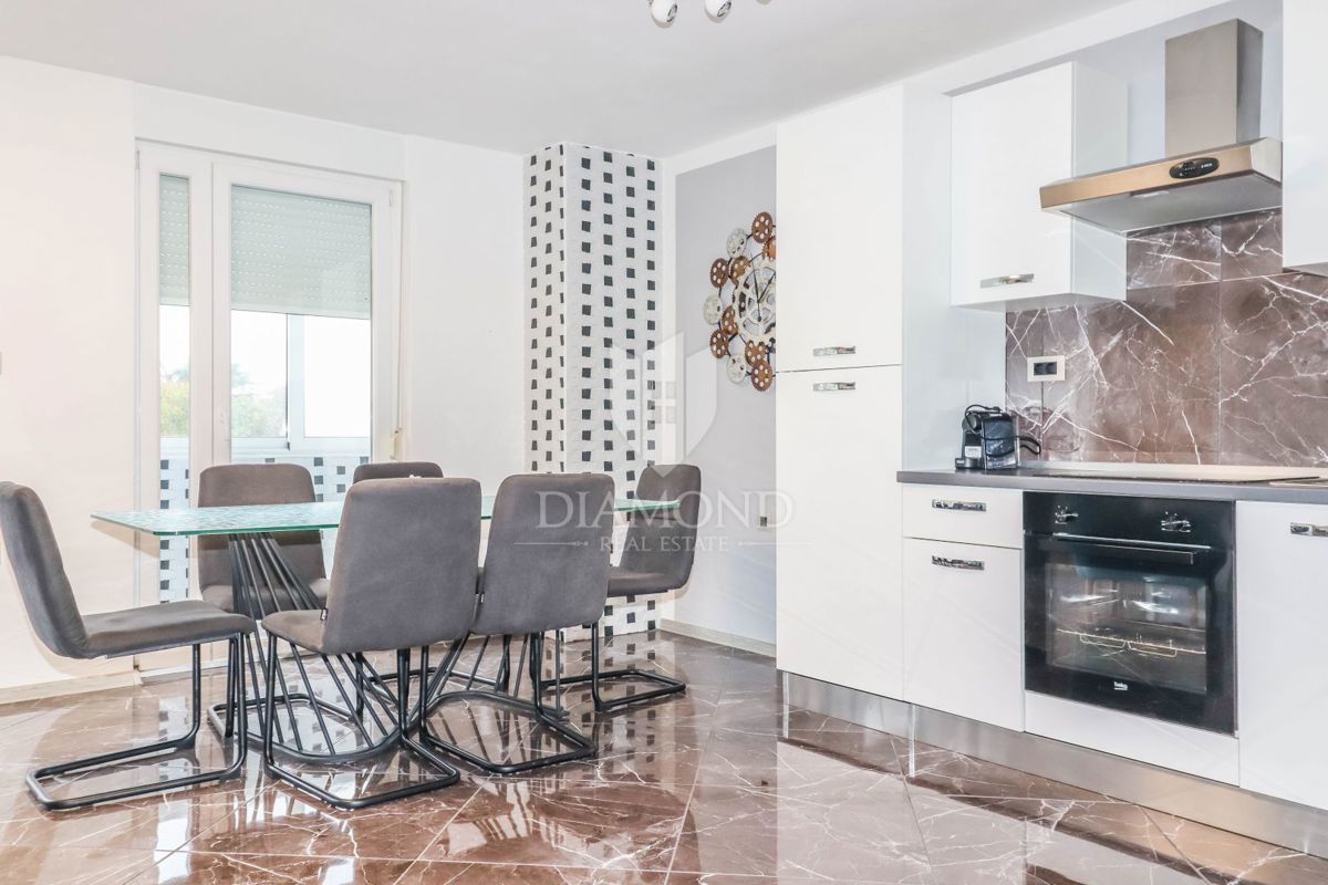 Rovinj, lep apartma z balkonom