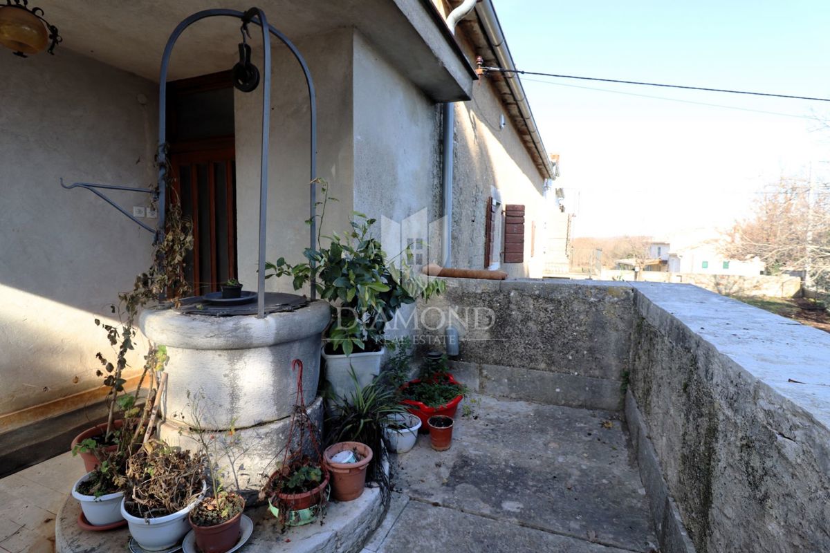 Hiša za prenovo – Idealna priložnost za luksuzno vilo v okolici Poreča