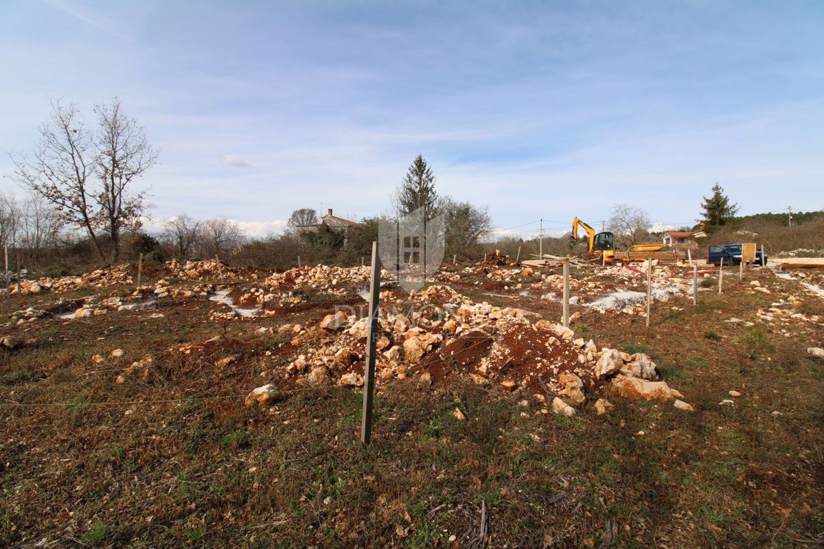 Labin, okolica, moderna enonadstropna hiša, novogradnja