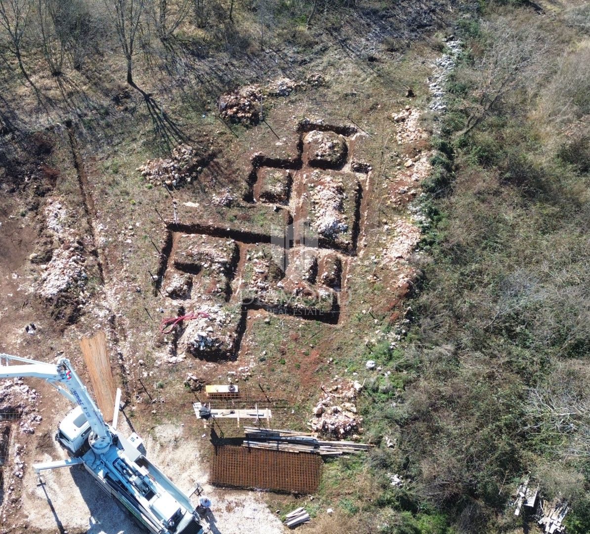 Labin, okolica, moderna enonadstropna hiša, novogradnja