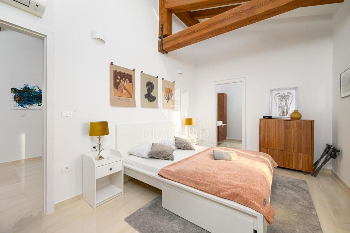 Eleganca in razkošje – vila blizu Rovinja s pogledom na morje – EKSKLUZIVNA PONUDBA!