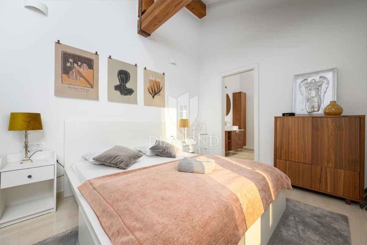 Eleganca in razkošje – vila blizu Rovinja s pogledom na morje – EKSKLUZIVNA PONUDBA!