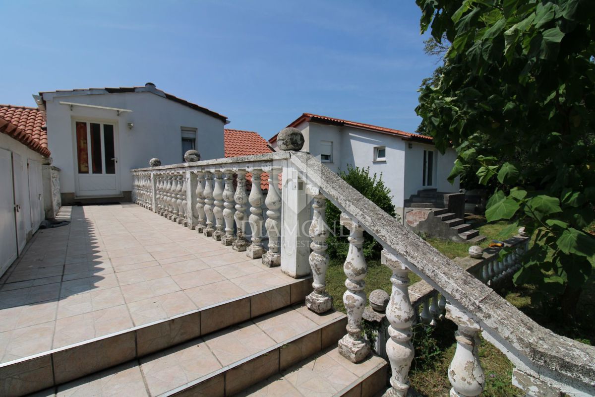 Labin, družinska hiša s 5 apartmaji
