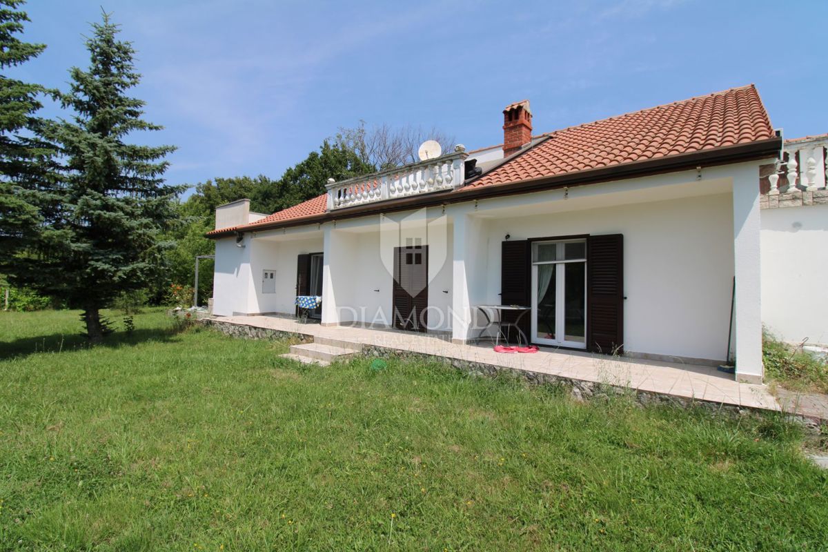 Labin, družinska hiša s 5 apartmaji