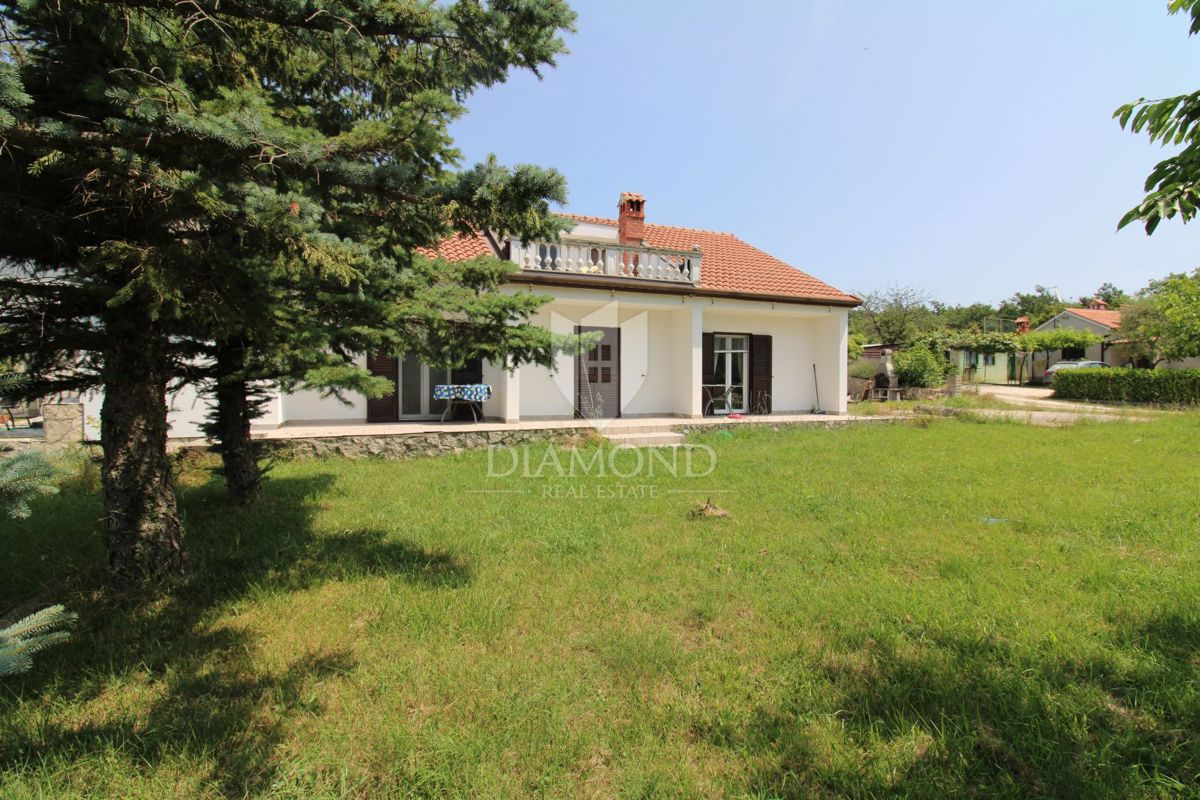 Labin, družinska hiša s 5 apartmaji