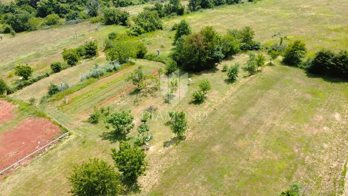 Zemljišče Poreč, 1.052m2