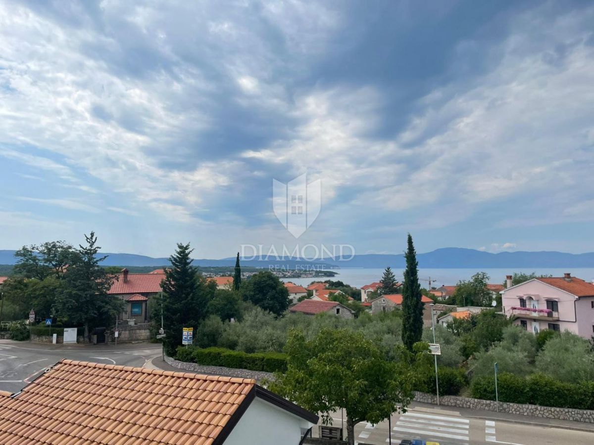 Apartmaj Malinska, Malinska-Dubašnica, 60m2