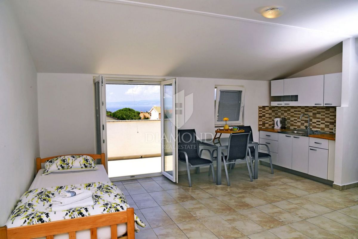 Hiša Bogovići, Malinska-Dubašnica, 450m2