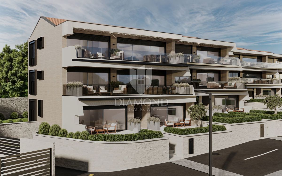 Novigrad, okolica! Apartma v letovišču 100 m od morja!