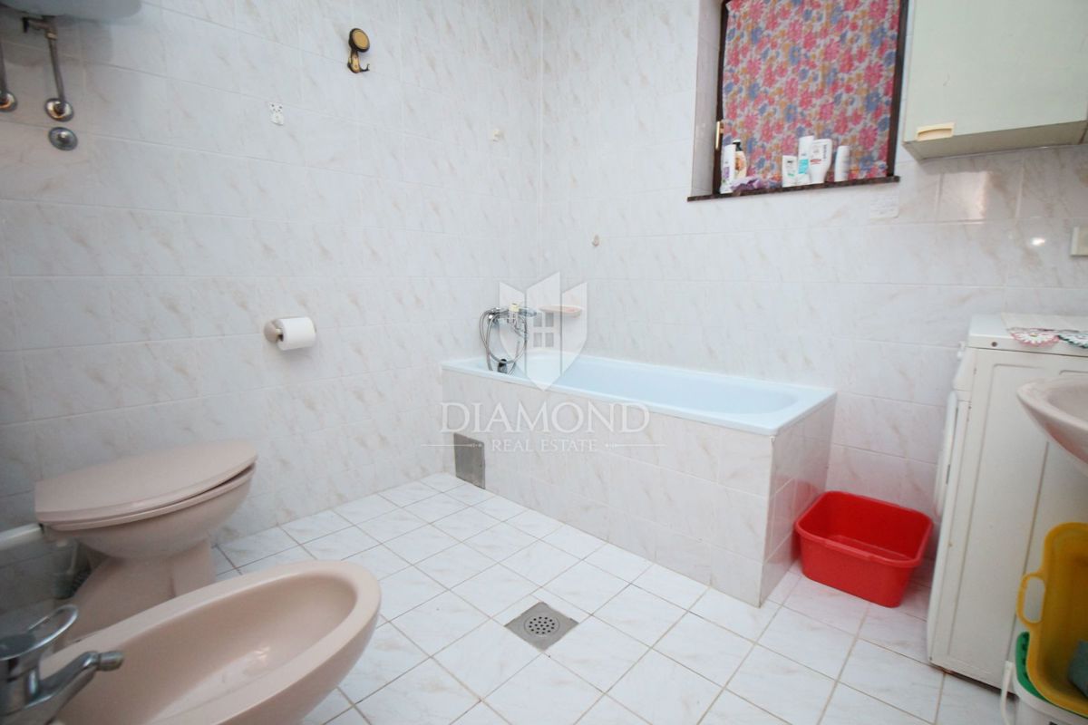 Rabac, Labin, okolica, hiša s pogledom na morje