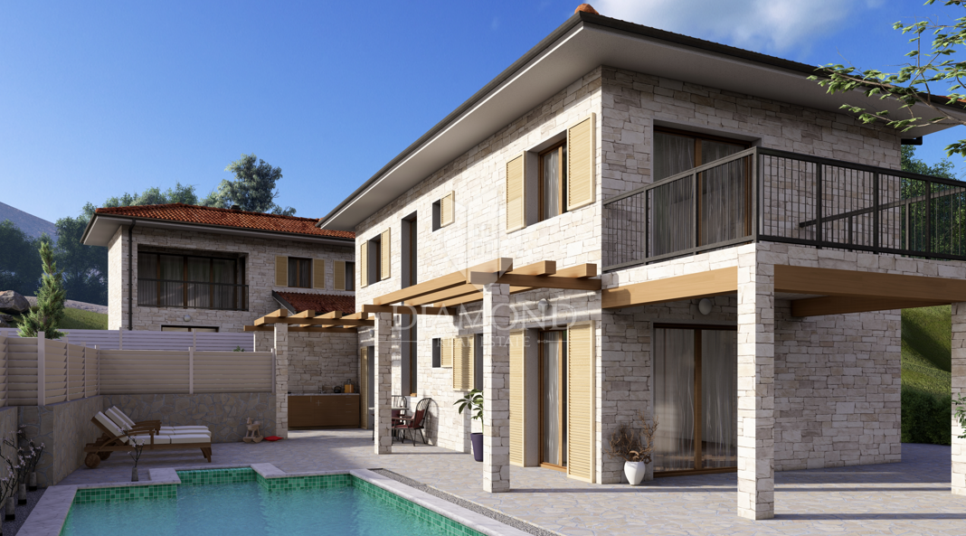 Momjan – Kamnita hiša s projektom za luksuzno prenovo