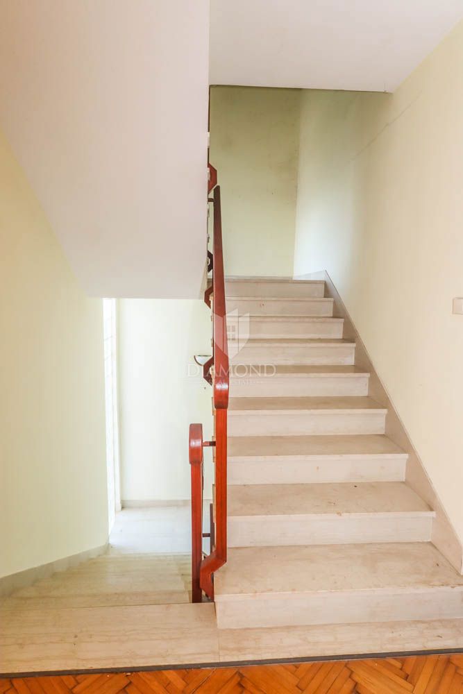 Hiša Pješčana Uvala, Medulin, 360m2