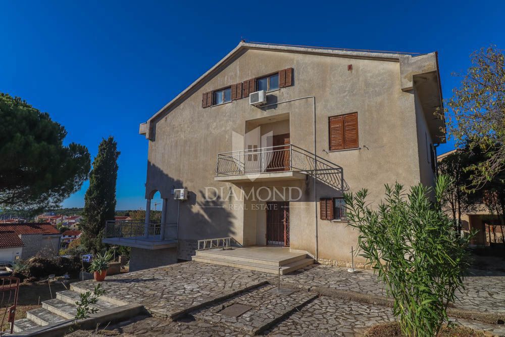 Hiša Pješčana Uvala, Medulin, 360m2