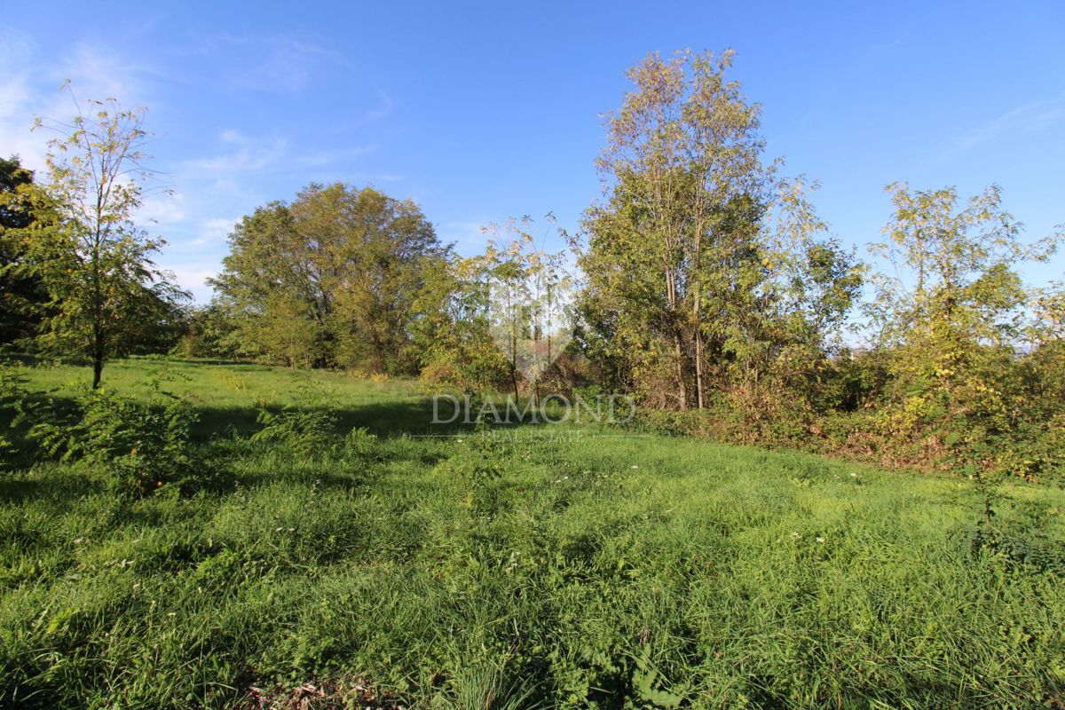 Zemljišče Labin, 870m2