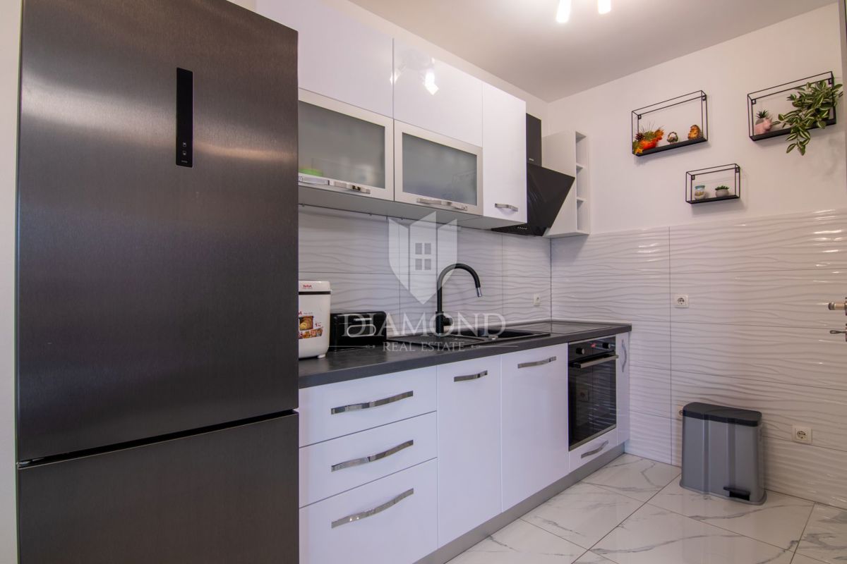 Krk, dvosobno stanovanje v prvem nadstropju, blizu plaže