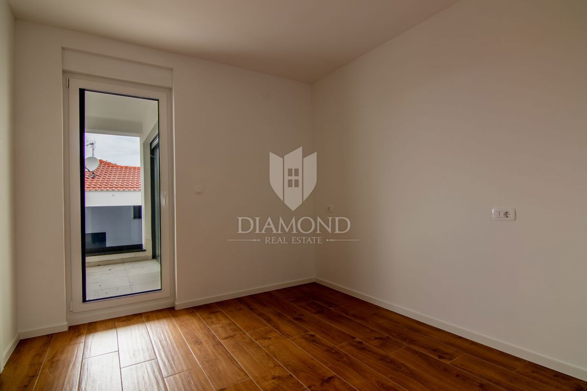 Dvojček hiše z bazenom