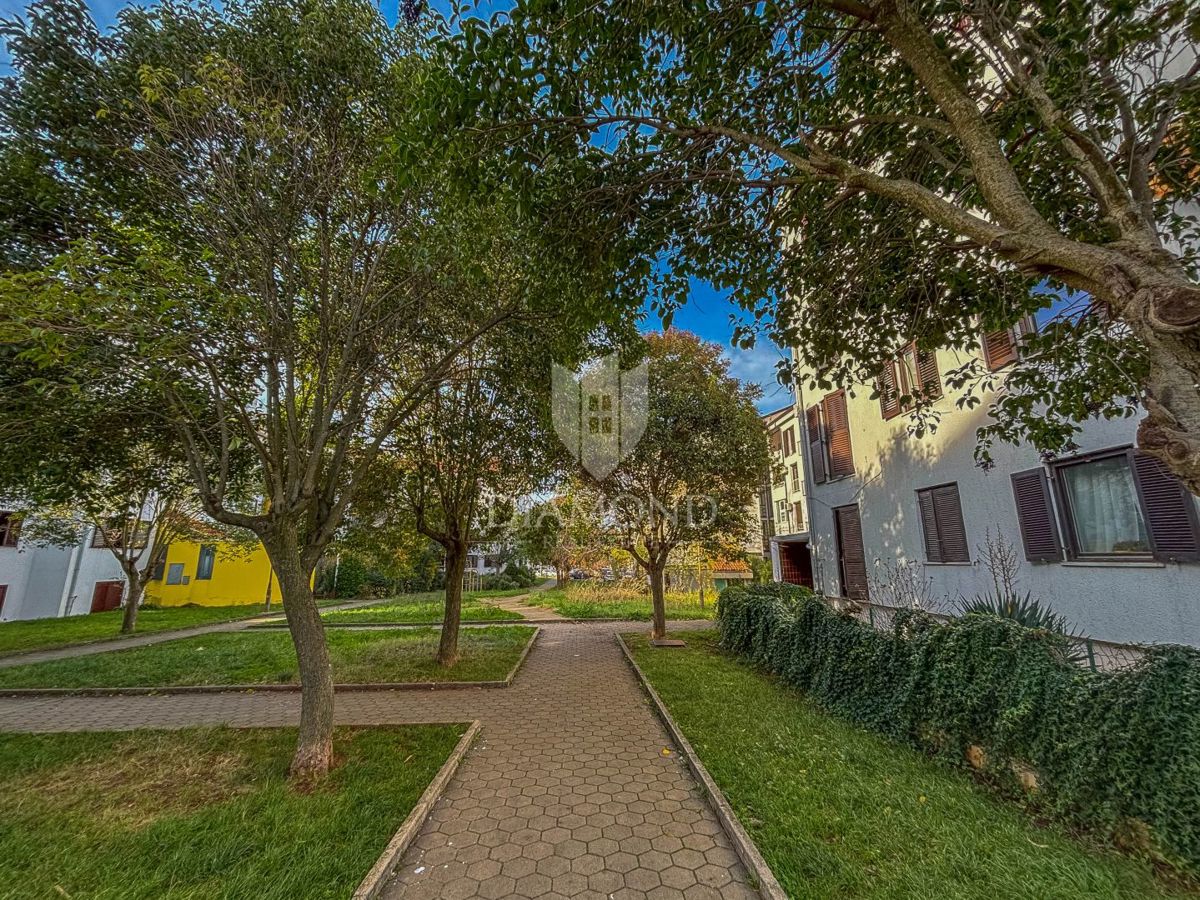 Umag, stanovanje v pritličju v centru mesta!