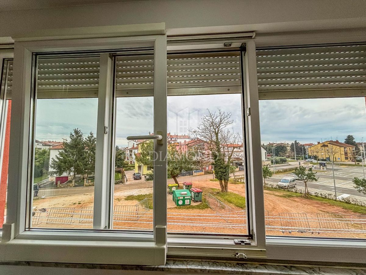 Umag, dvosobno stanovanje v prvem nadstropju!