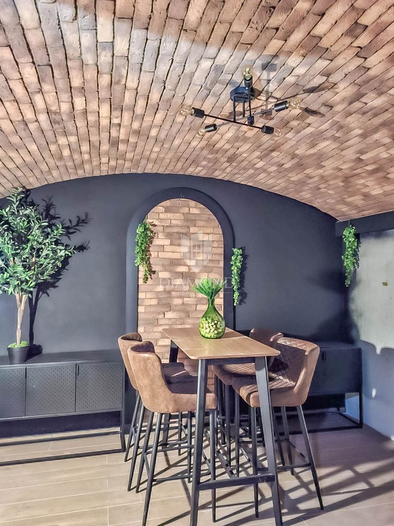 Buje, izjemna hiša s pogledom na morje!