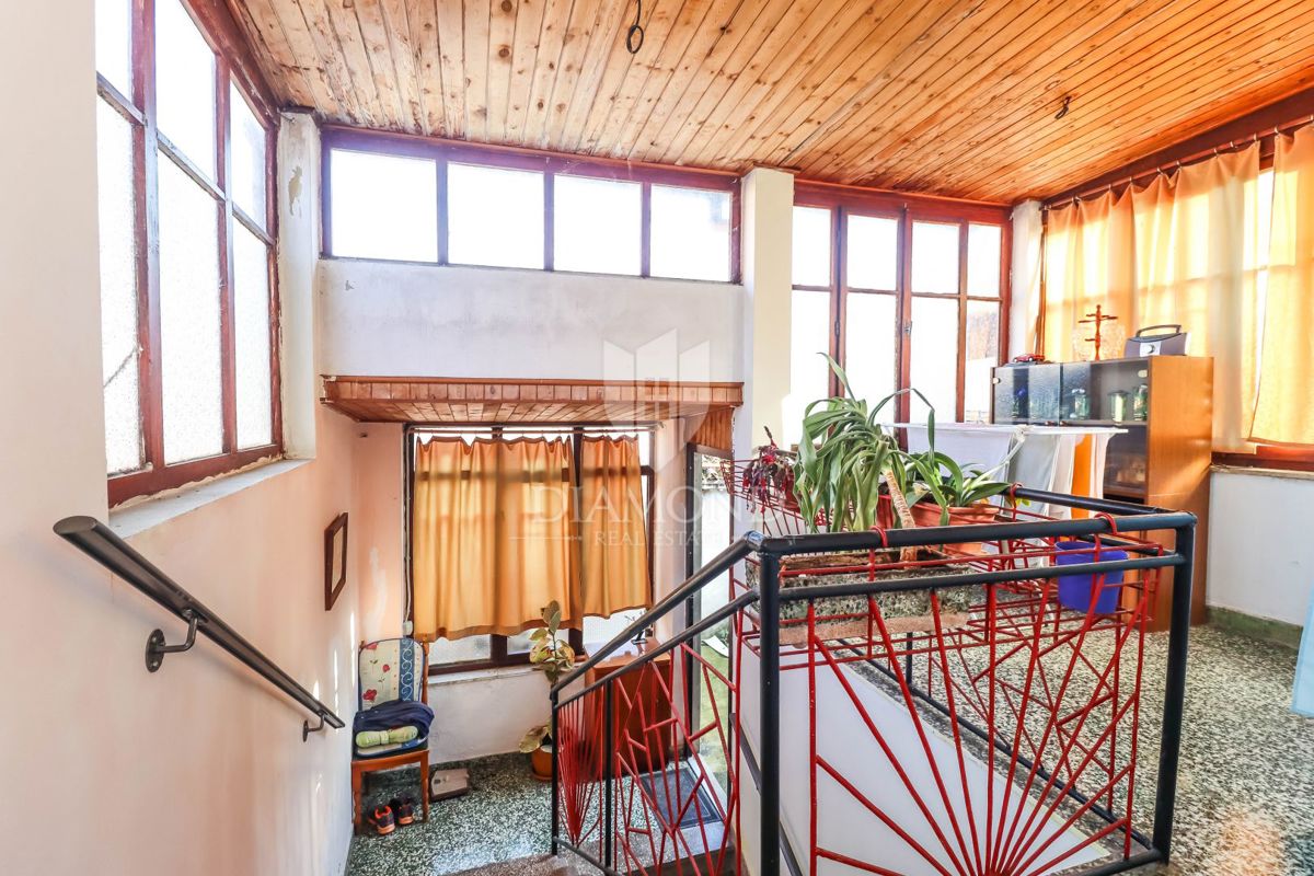 Center Pulja: hiša z zasebnim dvoriščem