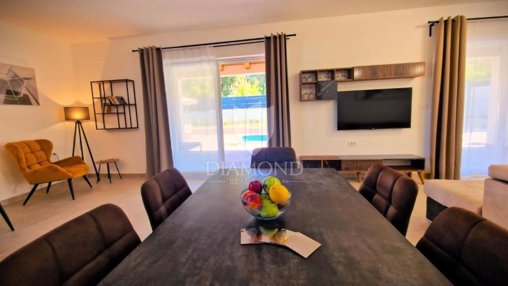 Čudovita počitniška hiša v bližini Rovinja!