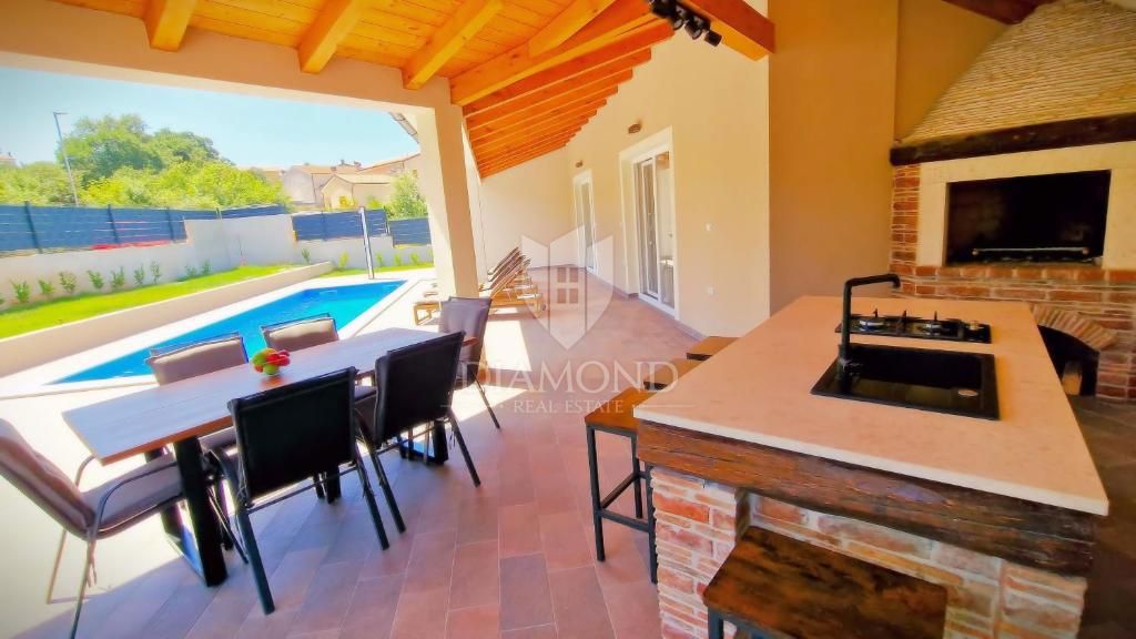 Čudovita počitniška hiša v bližini Rovinja!