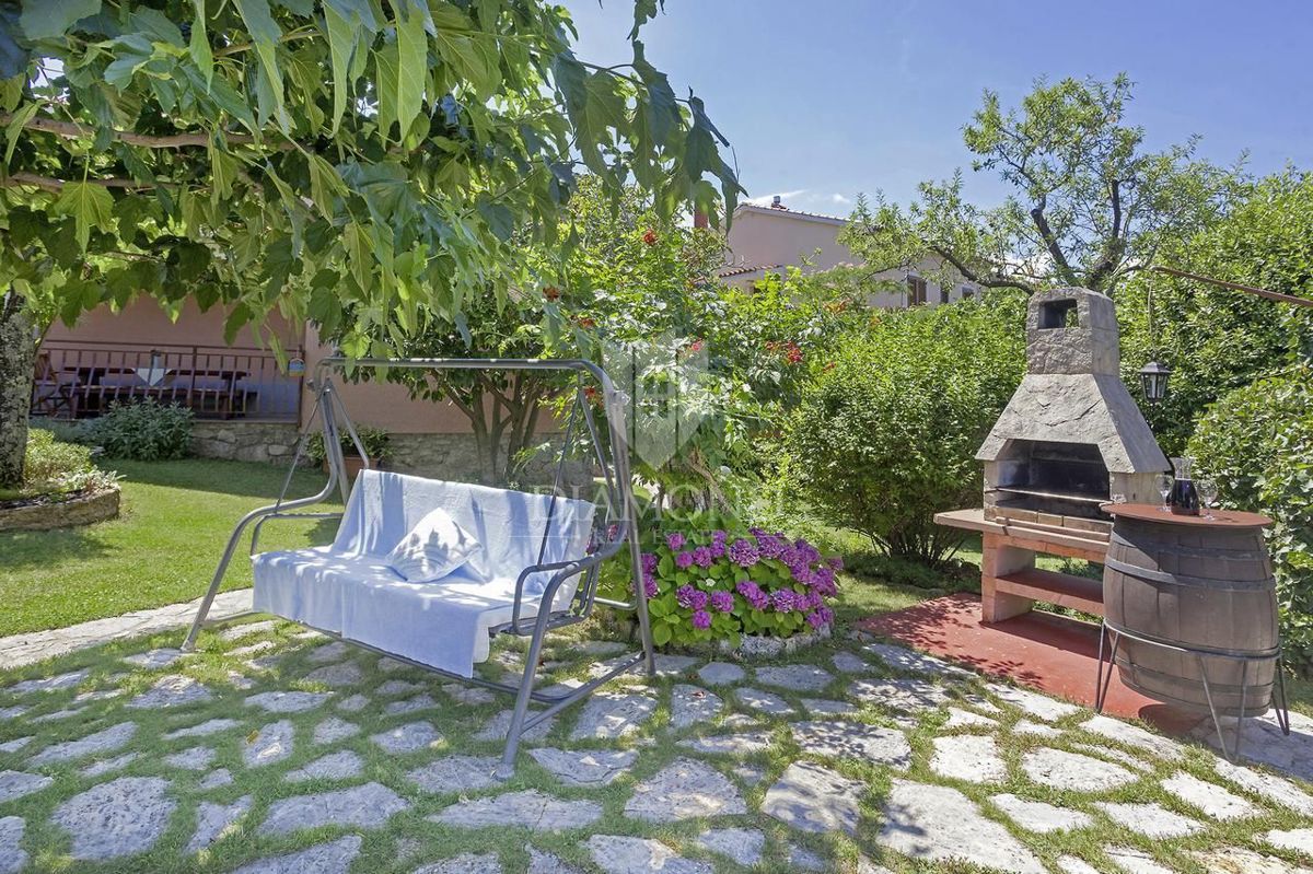 EKSKLUZIVNO! Kamnita hiša s pogledom na morje, Labin, okolica