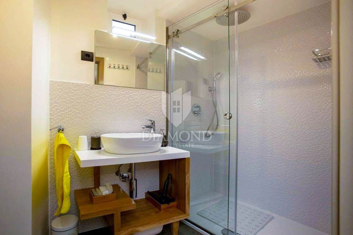 Rovinj, moderno opremljeno stanovanje v središču zgodovinskega mestnega jedra