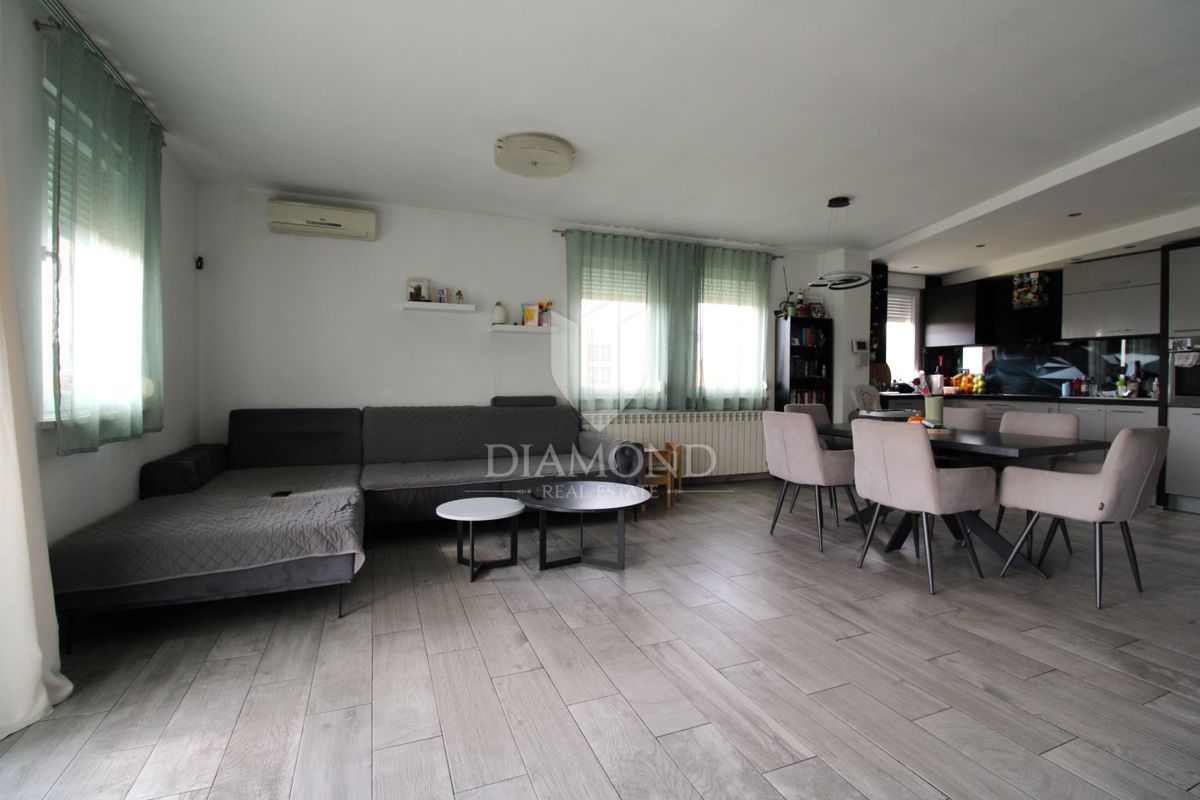 Apartmaj Tometići, Kastav, 103m2