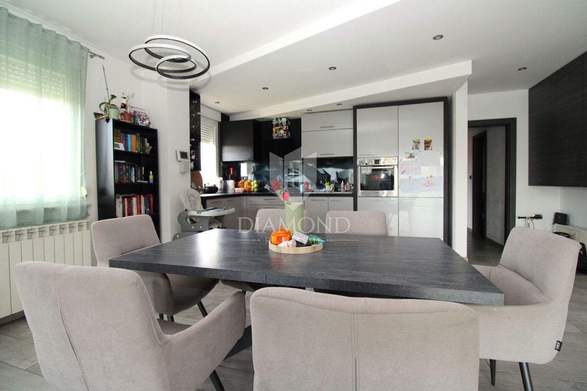 Apartmaj Tometići, Kastav, 103m2