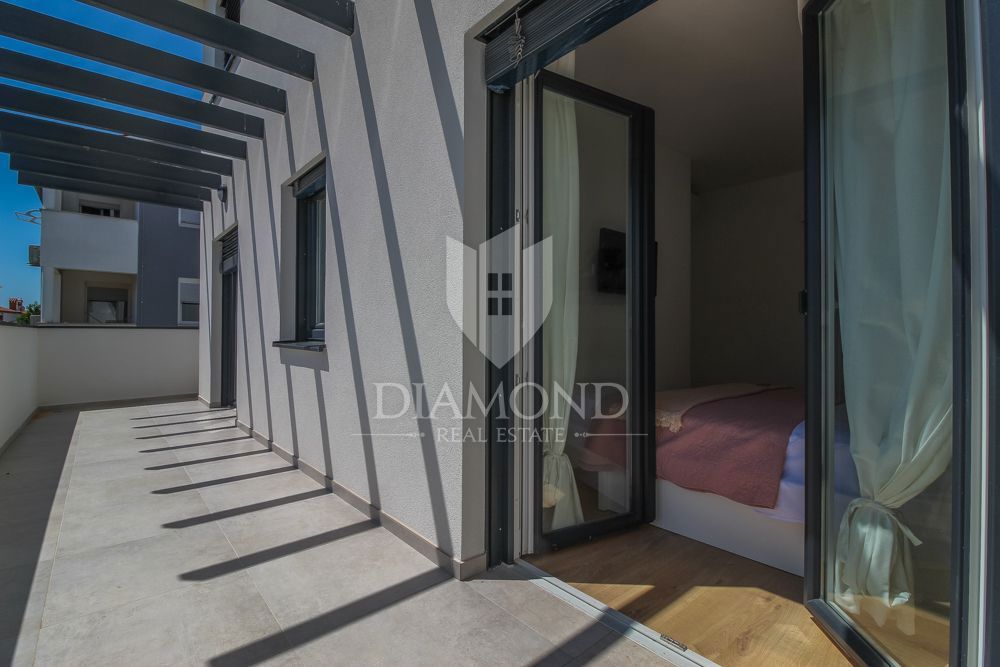 Pula, moderni apartmaji z velikimi terasami