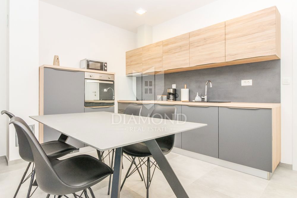 Pula, moderni apartmaji z velikimi terasami