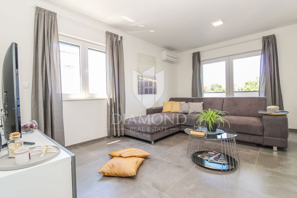 Pula, moderni apartmaji z velikimi terasami