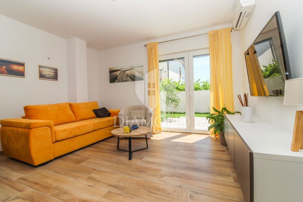 Pula, moderni apartmaji z velikimi terasami