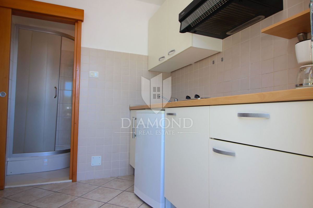 Rabac, dva apartmaja na ekskluzivni lokaciji ob morju