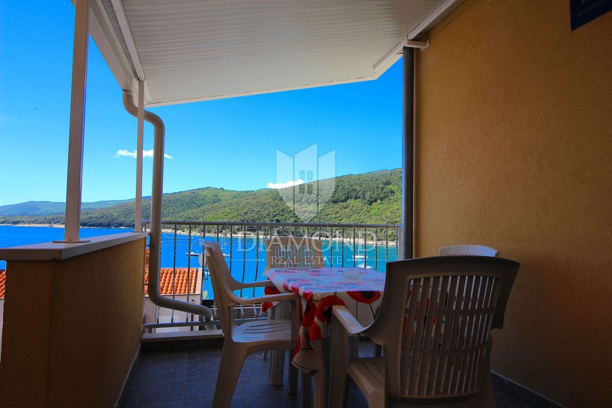 Rabac, dva apartmaja na ekskluzivni lokaciji ob morju