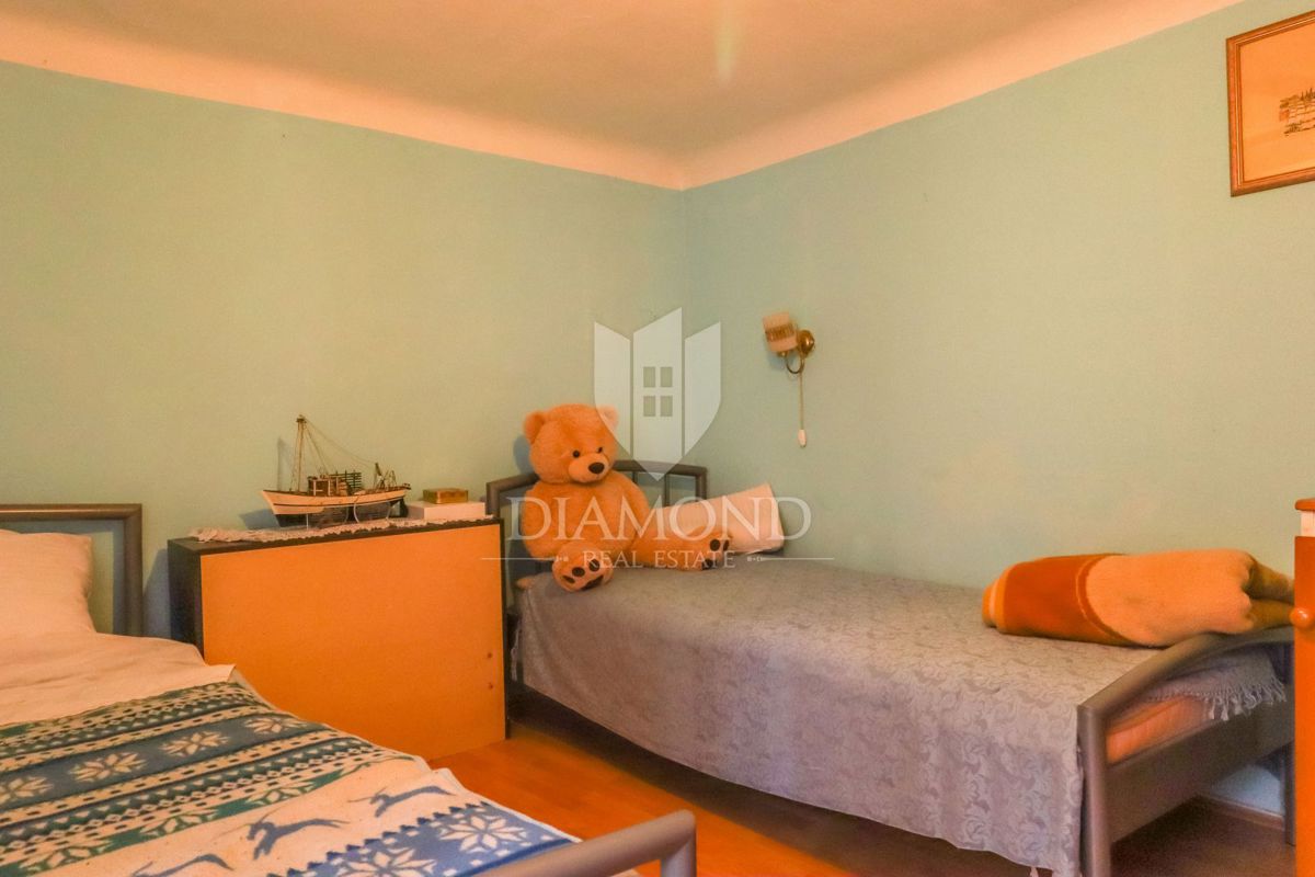 Rovinj, lepa vrstna hiša v starem mestnem jedru