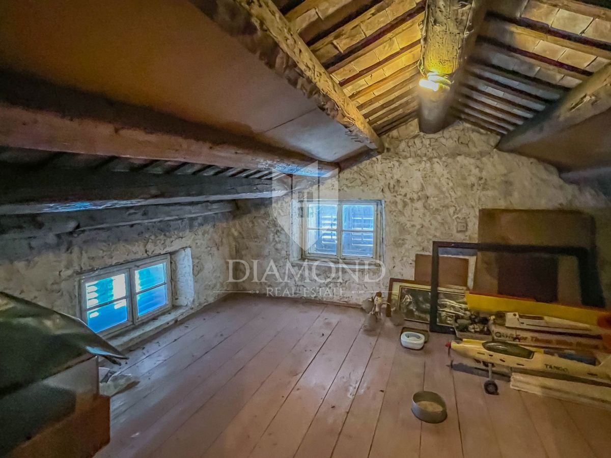 Motovun, samostojna hiša z odprtim razgledom