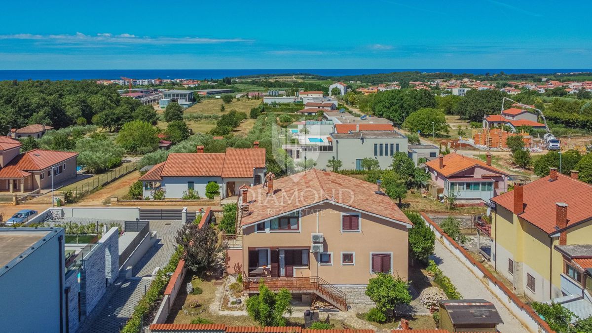 Novigrad, hiša s pogledom na morje!