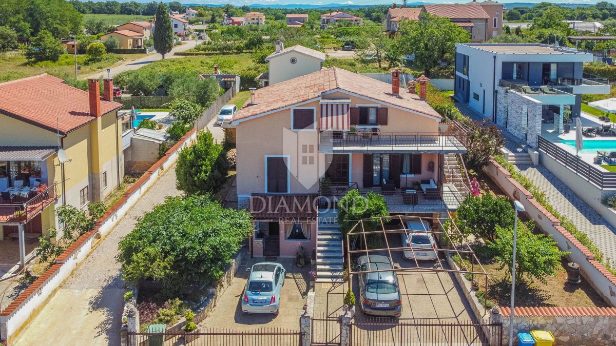 Novigrad, hiša s pogledom na morje!