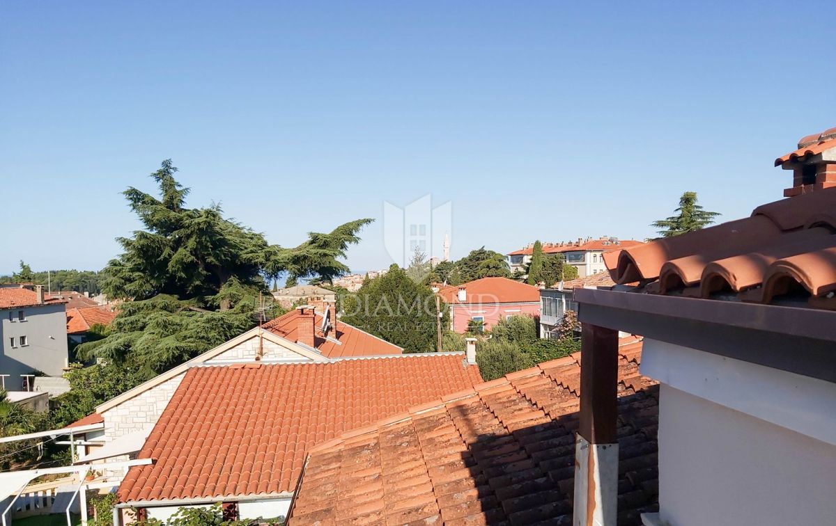 Rovinj, center, družinska hiša v mirni ulici