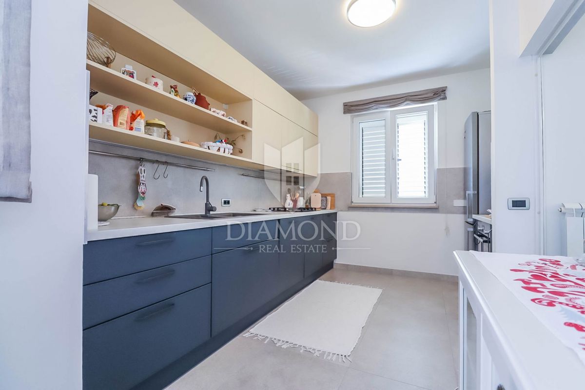 Rovinj, prostorno stanovanje na mirni lokaciji nedaleč od centra
