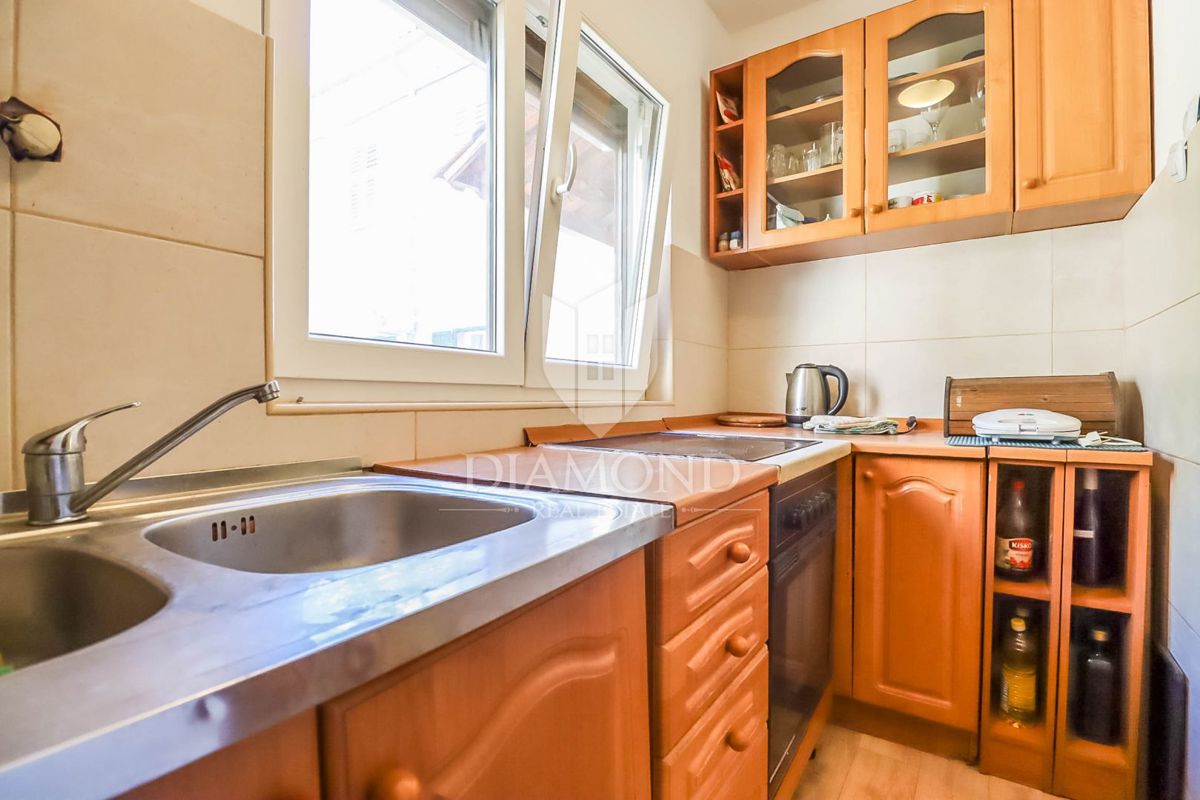 Apartmaj Centar, Pula, 100m2