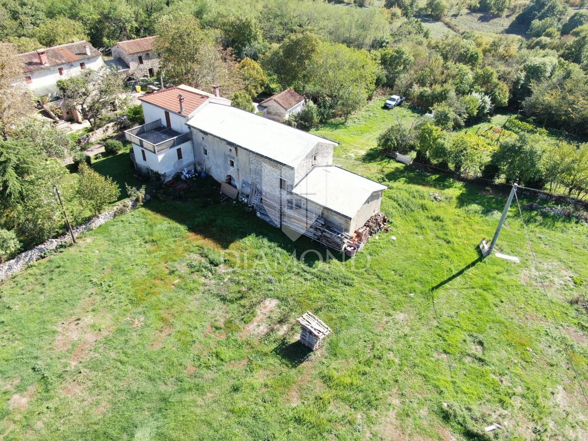 Labin, okolica, kamnita hiša za adaptacijo